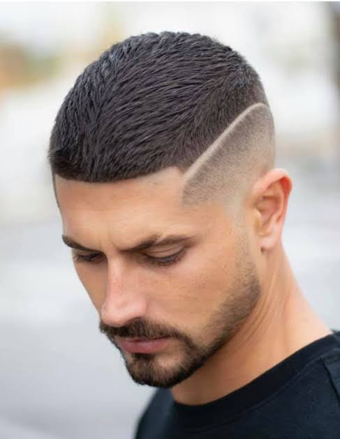 Corte Fade con navaja